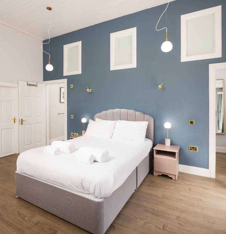 Stylish Self Contained Studio Near Glasgow Airport Lägenhet Lochwinnoch Exteriör bild